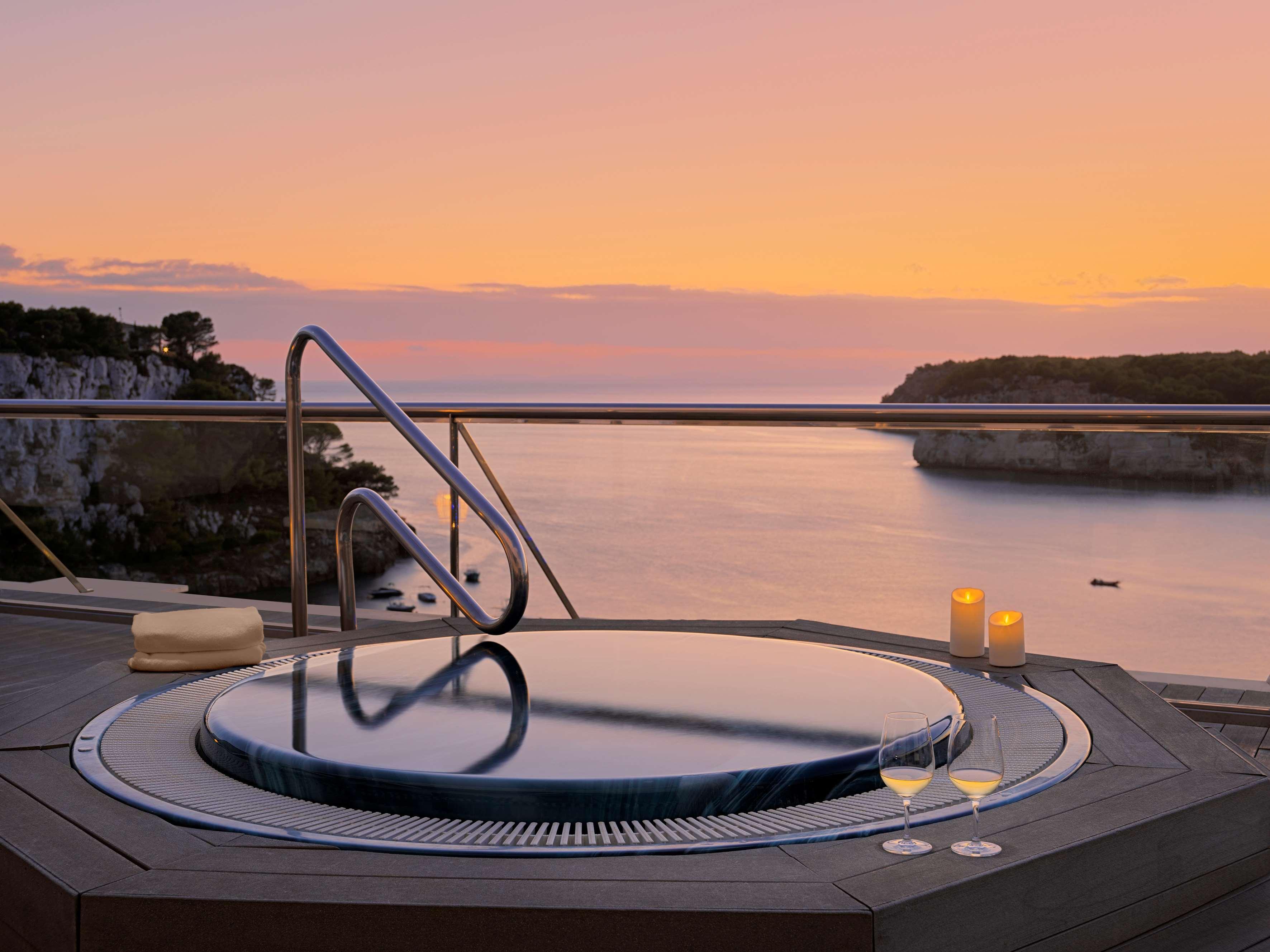 מלון קאלה גלדנה Melia Cala Galdana מראה חיצוני תמונה The spa at the Mandarin Oriental, Geneva