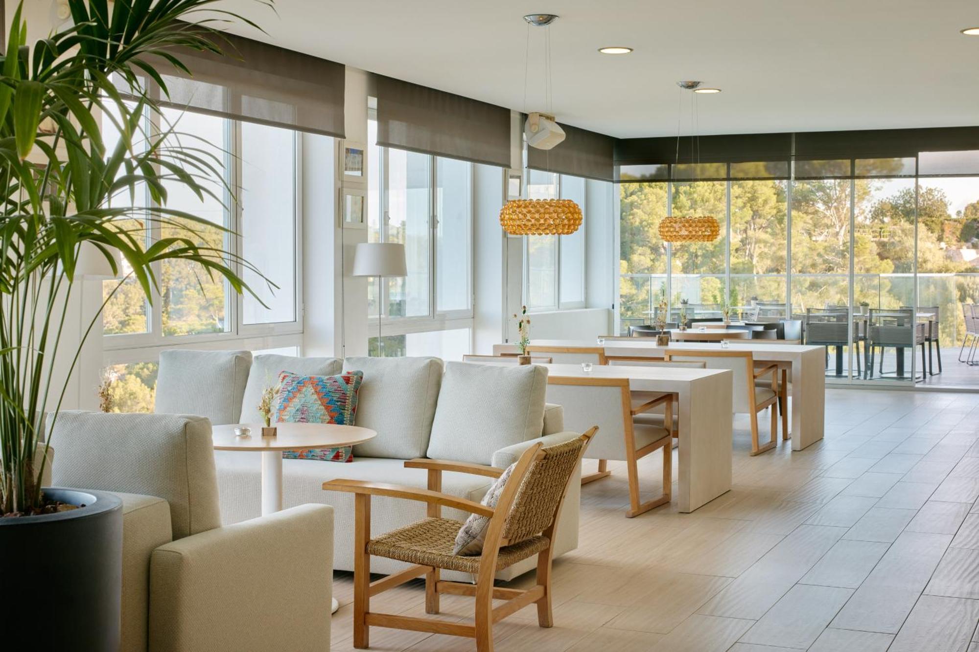 מלון קאלה גלדנה Melia Cala Galdana מראה חיצוני תמונה The interior of the lounge