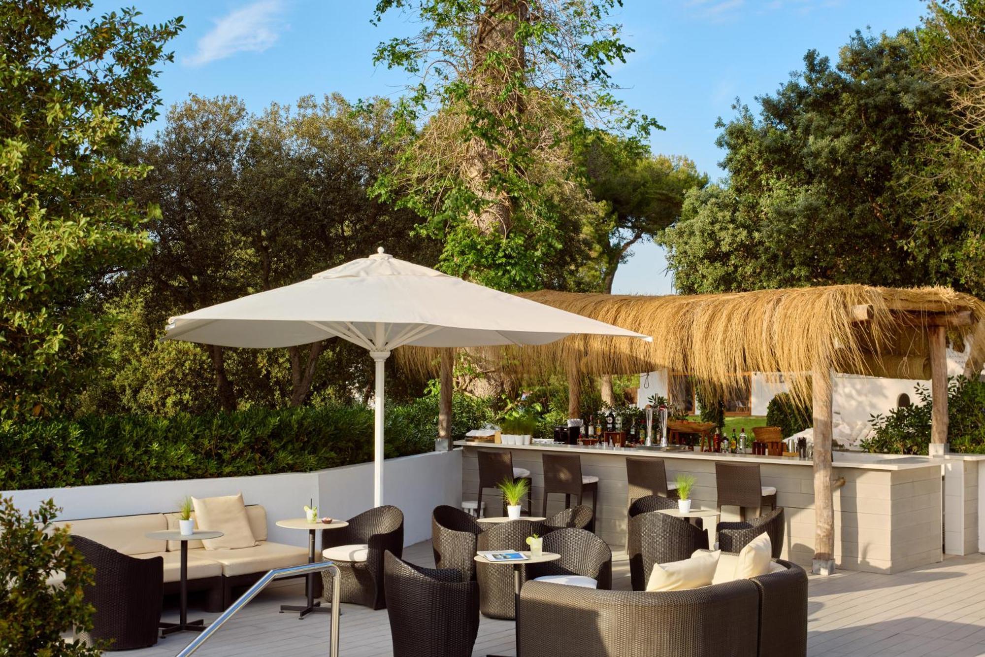 מלון קאלה גלדנה Melia Cala Galdana מראה חיצוני תמונה The Terrace at the Westin Palace Madrid