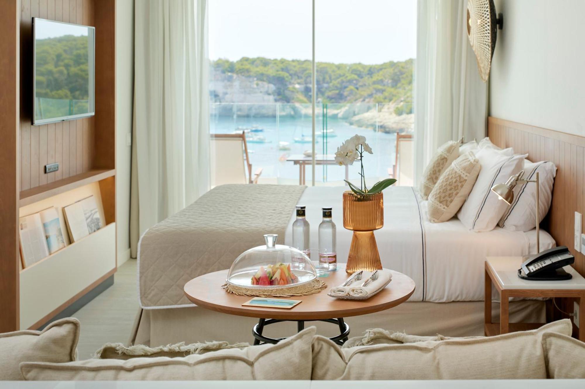 מלון קאלה גלדנה Melia Cala Galdana מראה חיצוני תמונה A room at the hotel