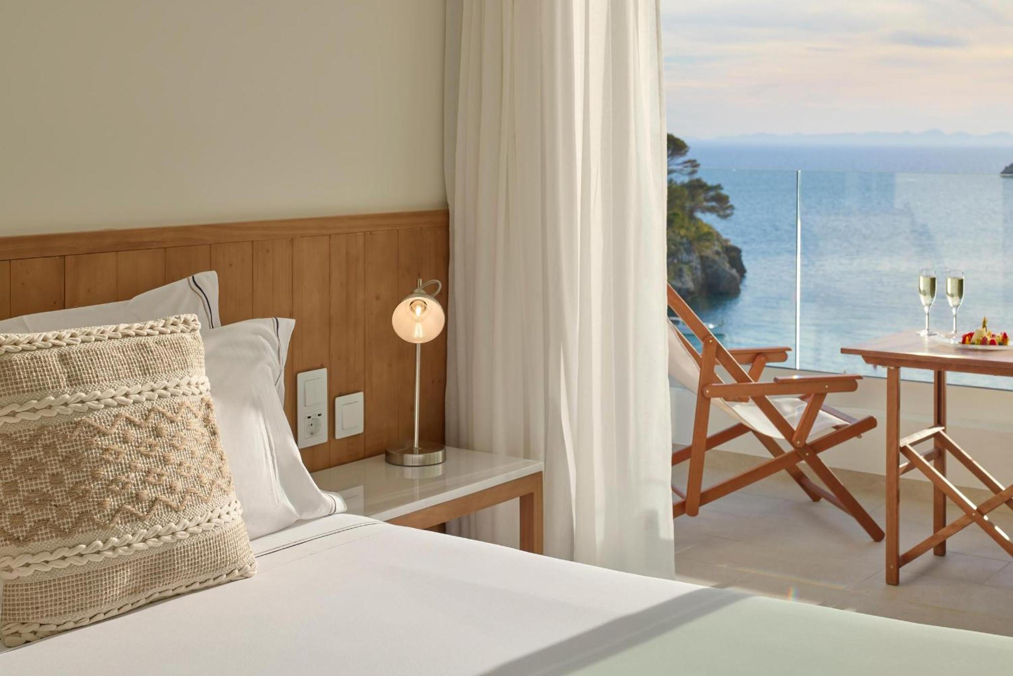 מלון קאלה גלדנה Melia Cala Galdana מראה חיצוני תמונה A room at the hotel