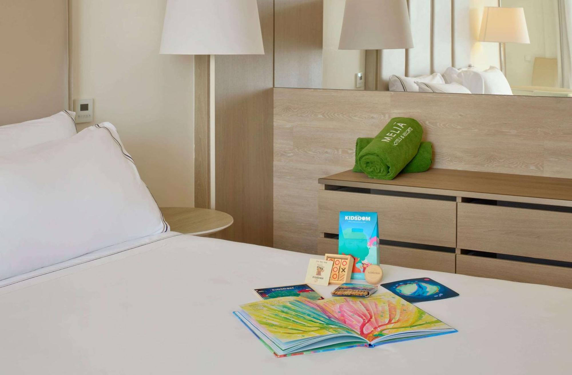 מלון קאלה גלדנה Melia Cala Galdana מראה חיצוני תמונה A room at the hotel